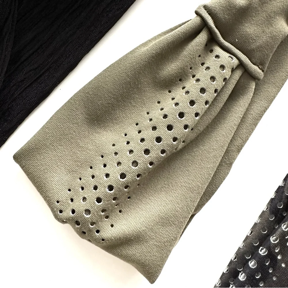 | bundle of 3 headbands |